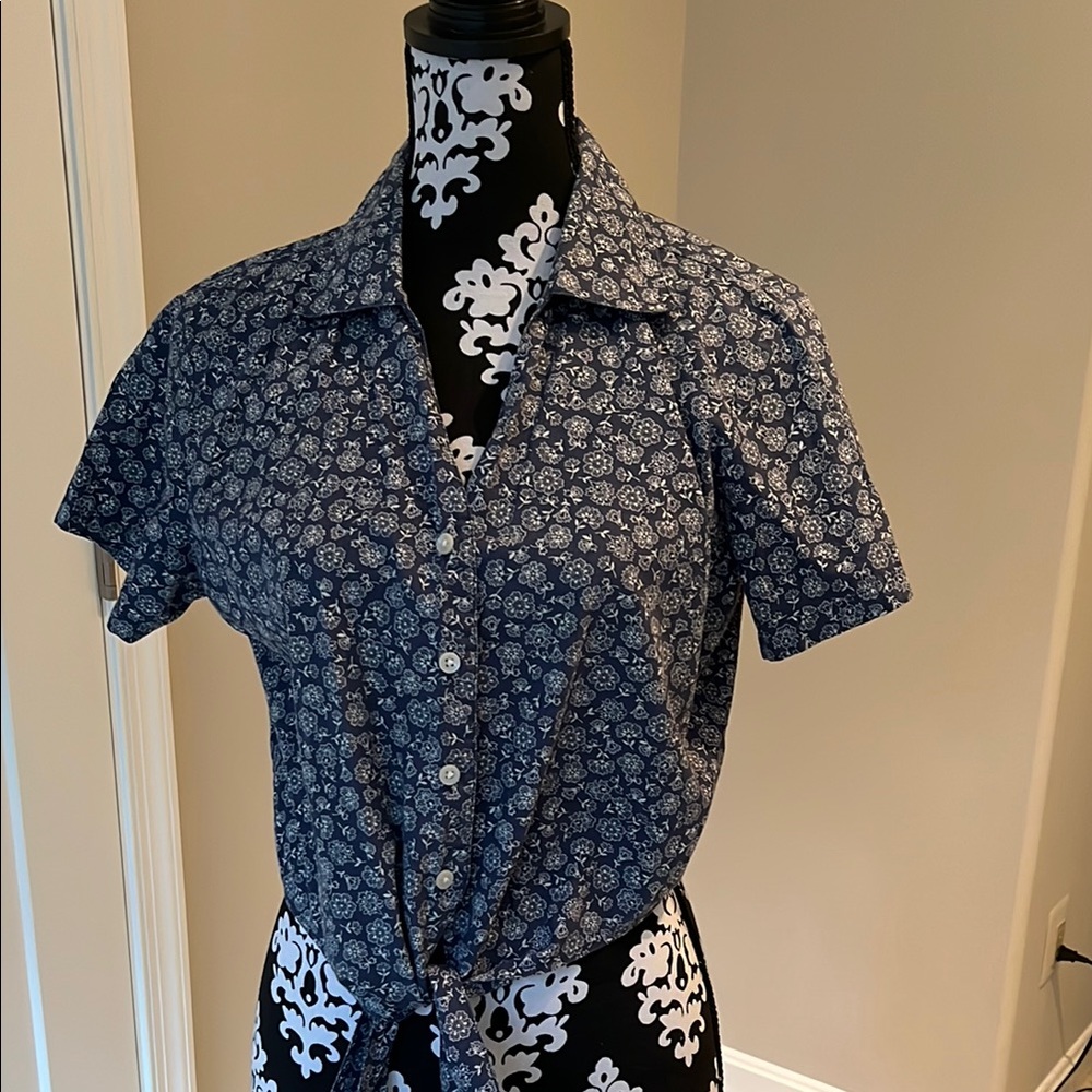 Talbots Blue Floral Crop Top with Front Tie